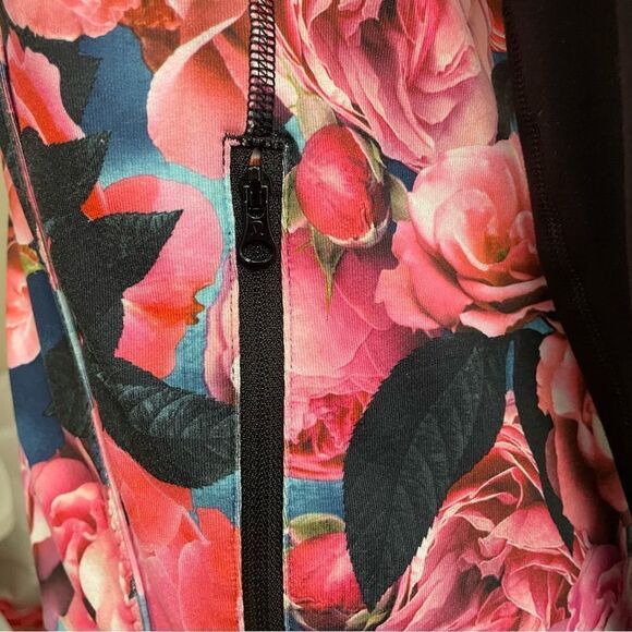Lululemon Asana Secret Garden Floral Print Jacket Full Zip Stretch size 8 - Picture 8 of 10